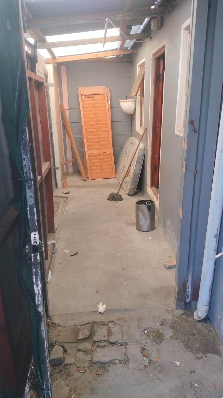 2 Bedroom Property for Sale in Lavender Hill Western Cape